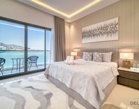 Großartige 4-Schlafzimmer-Villa mit gekühltem/beheiztem Pool — Al Dana Island — photo 3