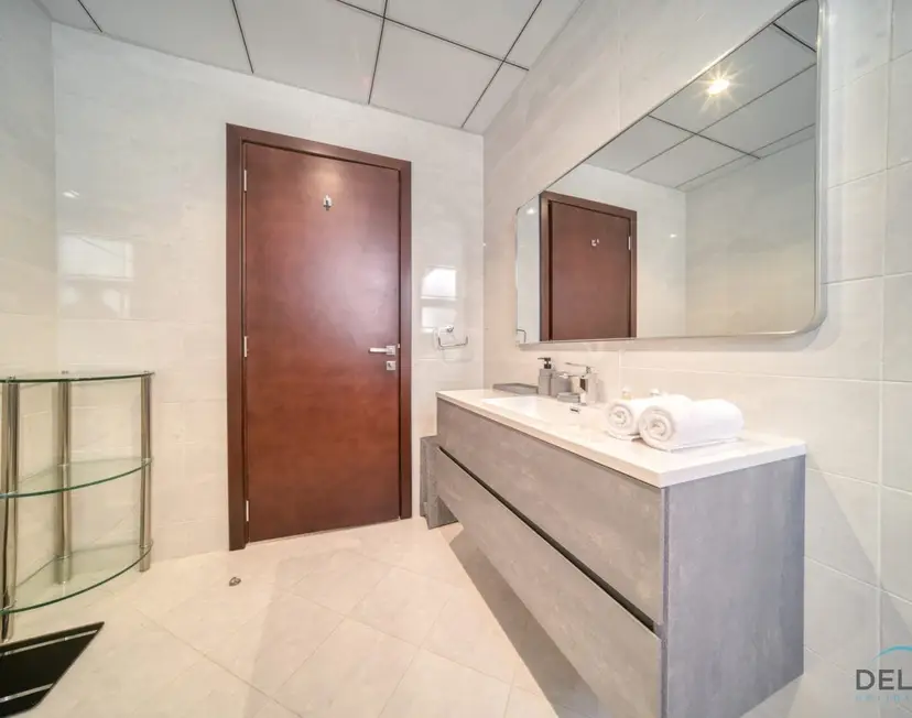 Großartige 4-Schlafzimmer-Villa mit gekühltem/beheiztem Pool — Al Dana Island — photo 29