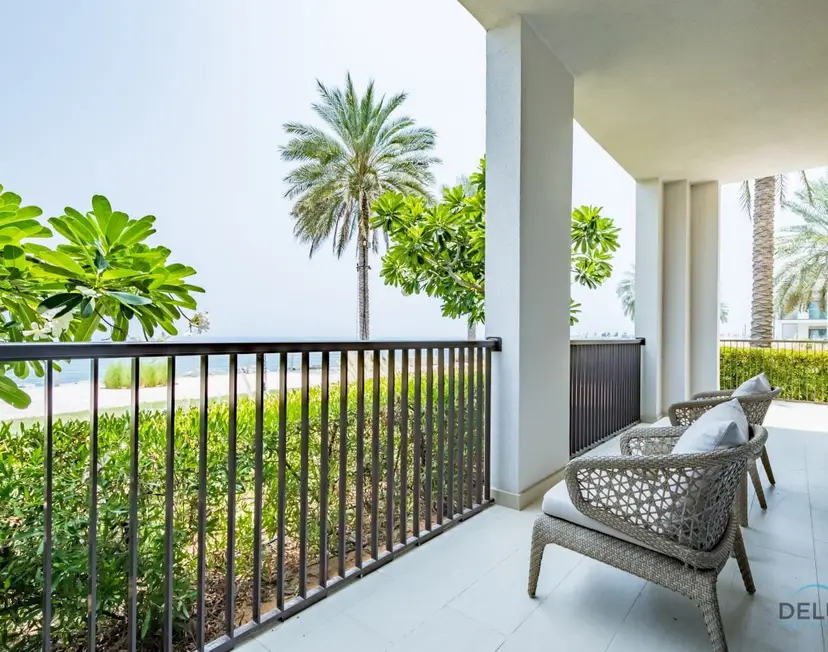 Appartement 4 chambres en front de mer avec chambre d'assistant — The Address Fujairah Residences — photo 33