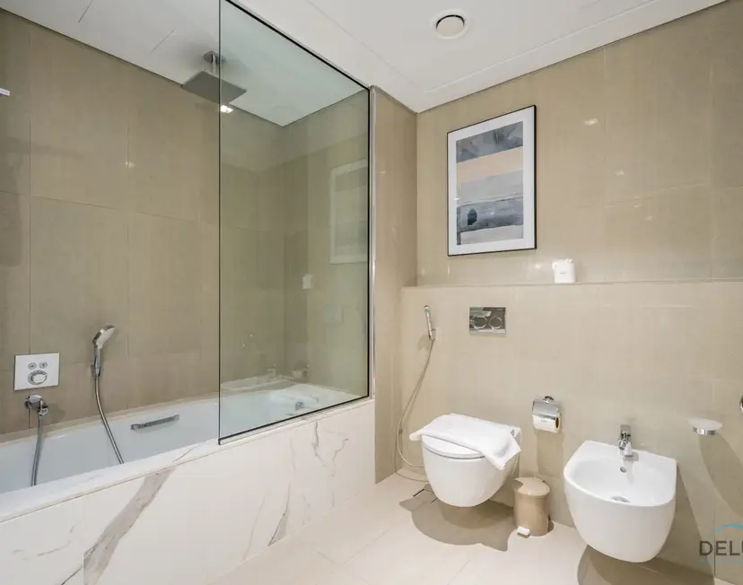 Appartement 4 chambres en front de mer avec chambre d'assistant — The Address Fujairah Residences — photo 21