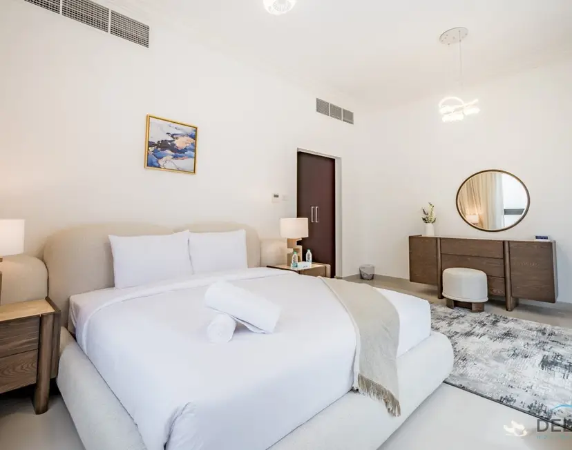 Élégante Villa 4 Chambres avec Chambre d'Assistant — Al Dana Island — photo 40