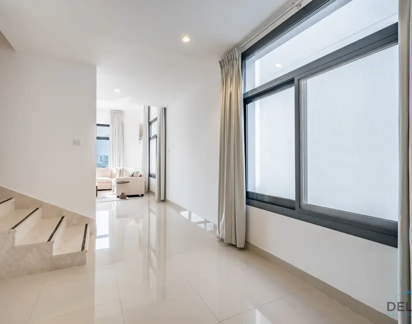 Ruhiger Inselrückzugsort – Villa mit 3 Schlafzimmern und Assistentenzimmer — Al Dana Island — photo 14