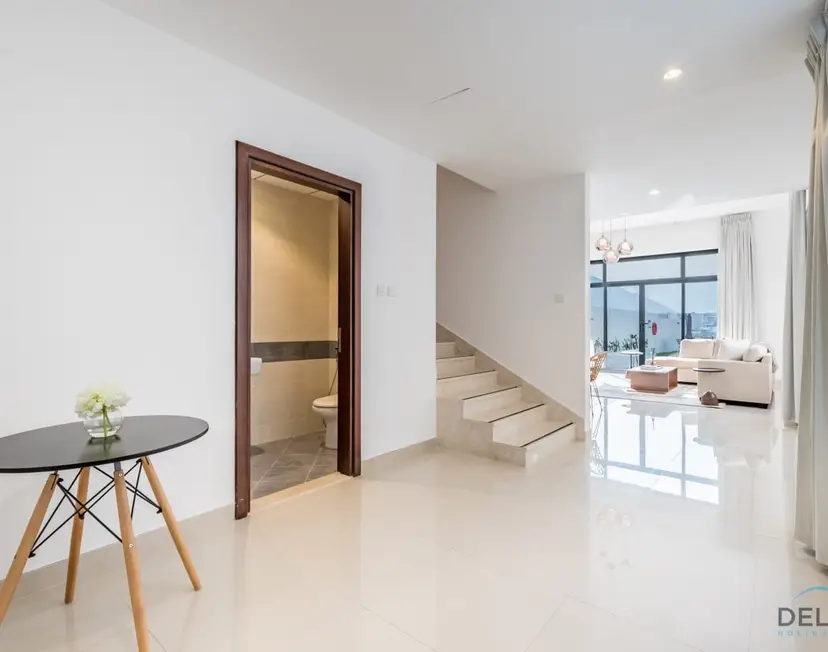 Ruhiger Inselrückzugsort – Villa mit 3 Schlafzimmern und Assistentenzimmer — Al Dana Island — photo 15