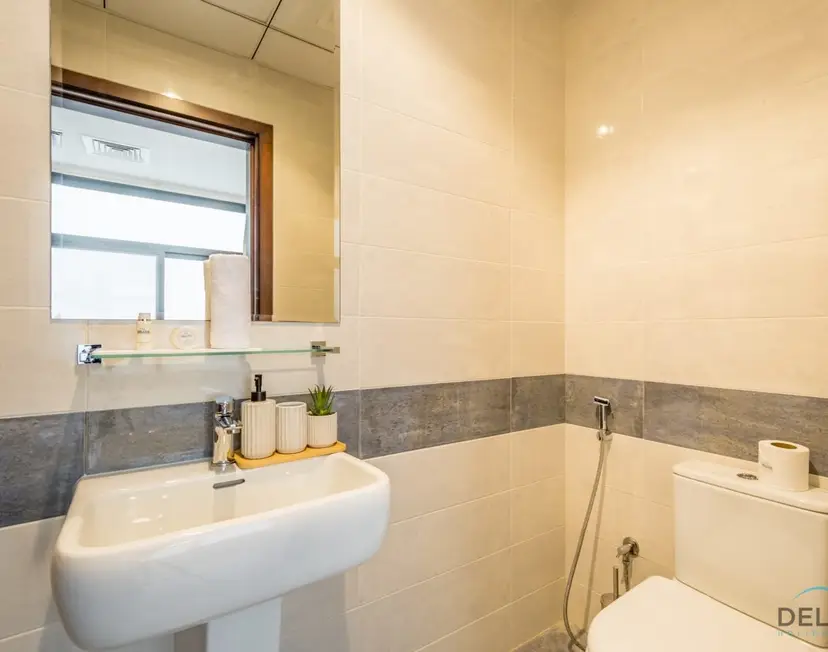 Ruhiger Inselrückzugsort – Villa mit 3 Schlafzimmern und Assistentenzimmer — Al Dana Island — photo 19