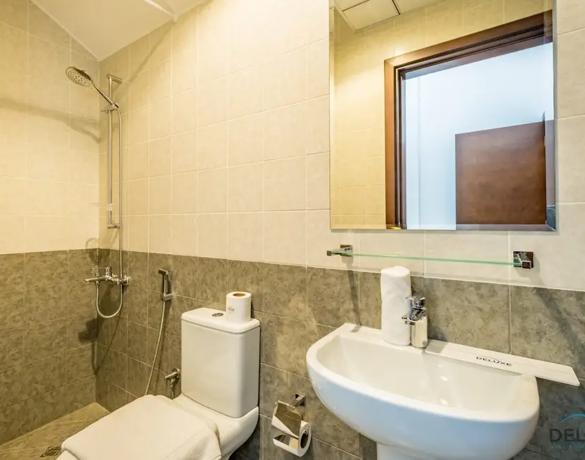 Ruhiger Inselrückzugsort – Villa mit 3 Schlafzimmern und Assistentenzimmer — Al Dana Island — photo 21