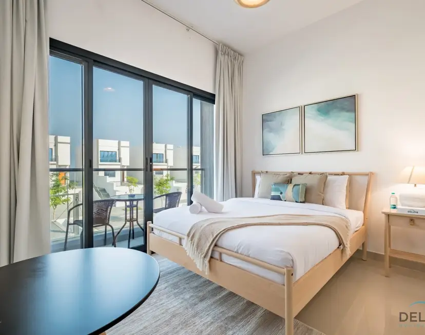 Ruhiger Inselrückzugsort – Villa mit 3 Schlafzimmern und Assistentenzimmer — Al Dana Island — photo 4