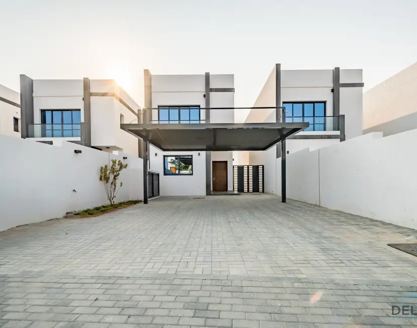 Ruhiger Inselrückzugsort – Villa mit 3 Schlafzimmern und Assistentenzimmer — Al Dana Island — photo 6