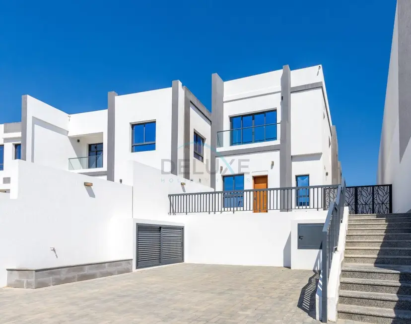 Villa 4 chambres face au Golfe Arabique avec deux chambres d'assistant — Al Dana Island — photo 7