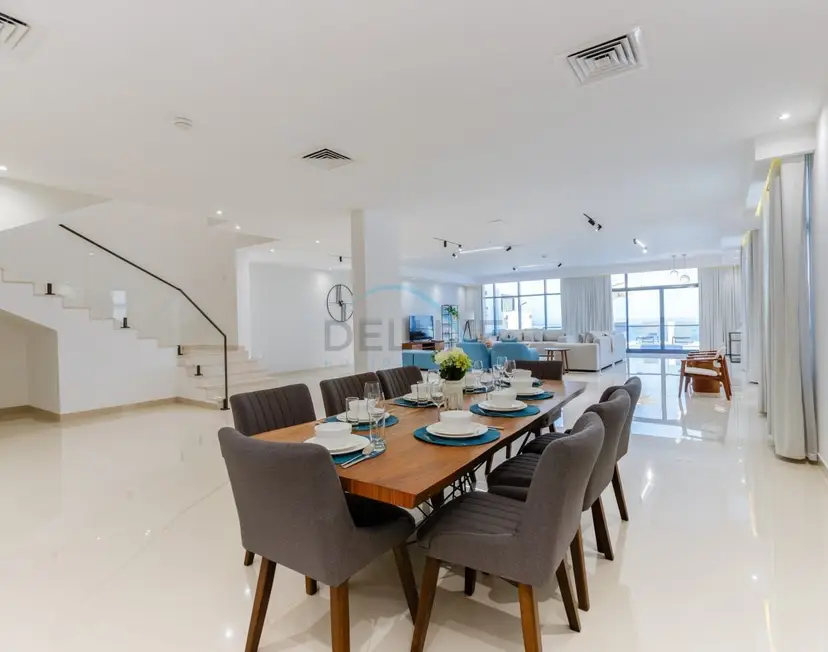 Villa mit 6 Schlafzimmern, Blick auf Pool, Berge und den Arabischen Golf — Al Dana Island — photo 10