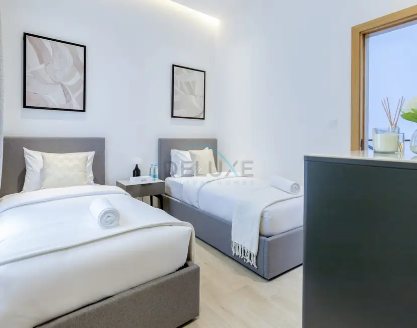 4-Schlafzimmer-Villa mit Assistentenzimmer, eigenem Pool sowie Pool- und Meerblick — Al Dana Island — photo 29