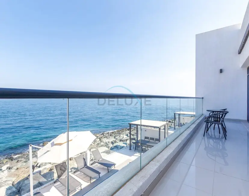 Villa mit 6 Schlafzimmern, Blick auf Pool, Berge und den Arabischen Golf — Al Dana Island — photo 3