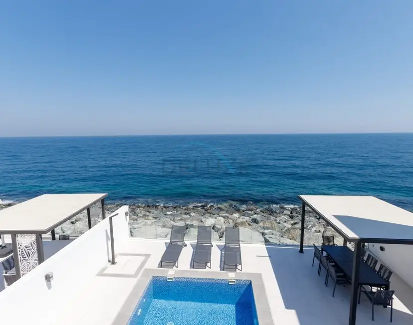 Villa 4 chambres face au Golfe Arabique avec deux chambres d'assistant — Al Dana Island — photo 34