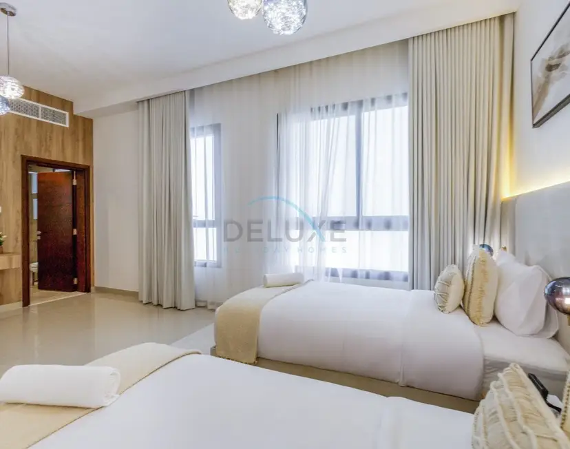 Villa mit 6 Schlafzimmern, Blick auf Pool, Berge und den Arabischen Golf — Al Dana Island — photo 34