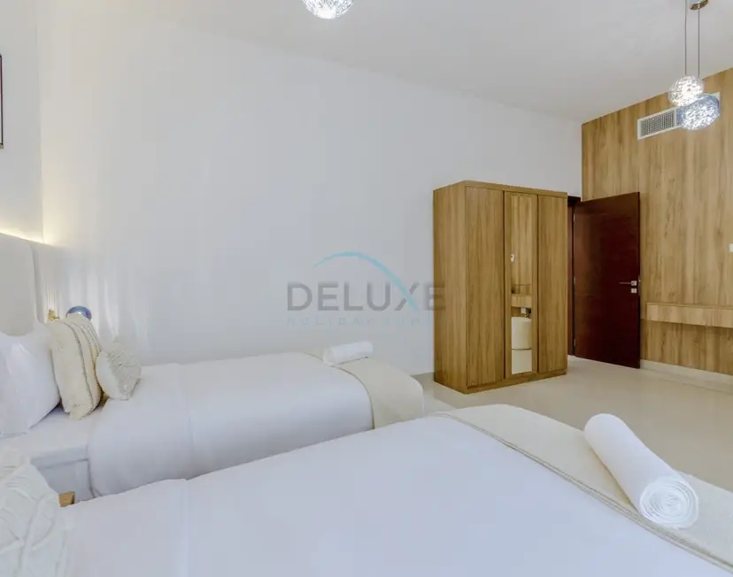 Villa mit 6 Schlafzimmern, Blick auf Pool, Berge und den Arabischen Golf — Al Dana Island — photo 36