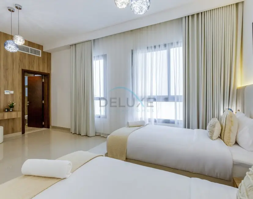 Villa mit 6 Schlafzimmern, Blick auf Pool, Berge und den Arabischen Golf — Al Dana Island — photo 37