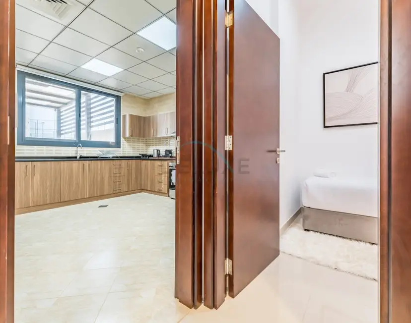 Villa 4 Chambres + Chambre de Service avec Piscine Privée et Vue sur la Mer — Al Dana Island — photo 19