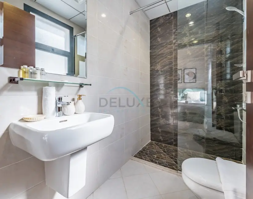 Helle Villa mit atemberaubendem Meerblick und Mitarbeiterzimmer — Al Dana Island — photo 19